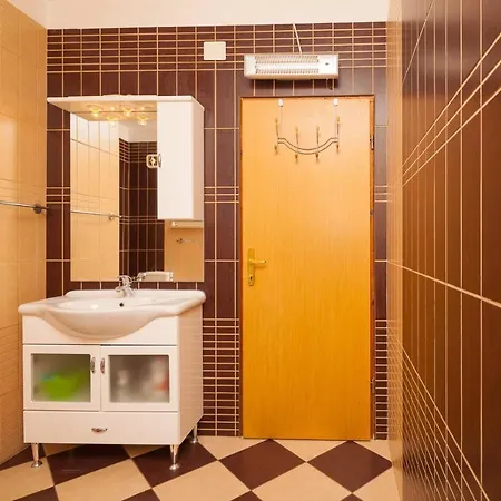 Appartement Spacious With Parking&garden