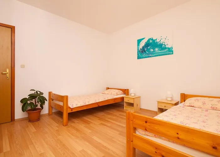 Apartment Spacious With Parking&garden *