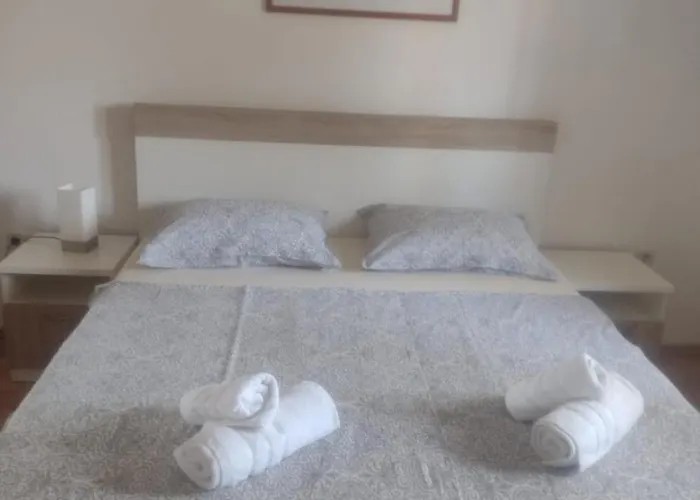 Apartament Spacious With Parking&garden